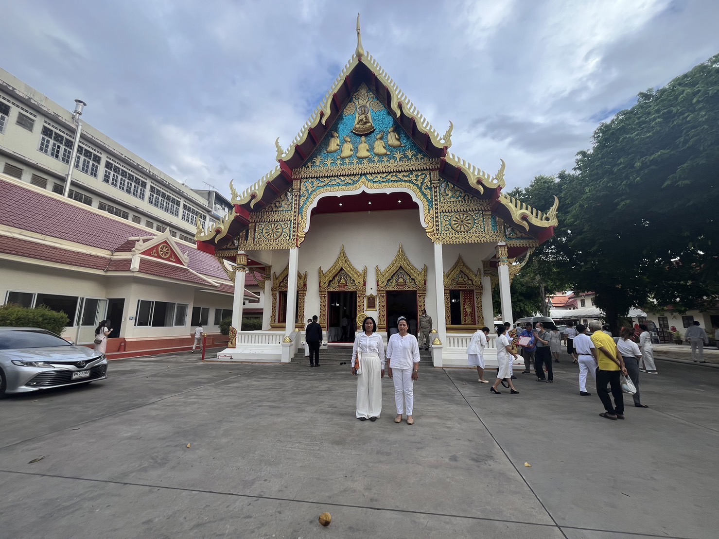 นายจตุรงค์ แก้วกสิ ขนส่งจังหวัดสุราษฎร์ธานีมอบหมายเจ้าหน้าที่ชุดพิธีที่ 5 เข้าร่วมพิธีเจริญพรพุทธมนต์เฉลิมพระเกียรติ ถวายพระพรชัยมงคลพระบาทสมเด็จพระเจ้าอยู่หัวเนื่องในโอกาสวันเฉลิมพระชนมพรรษา 6 รอบ 28 กรกฎาคม 2567 ในวันพฤหัสบดี ที่ 25 มกราคม 2567 ณ วัดไตรธรรมราม